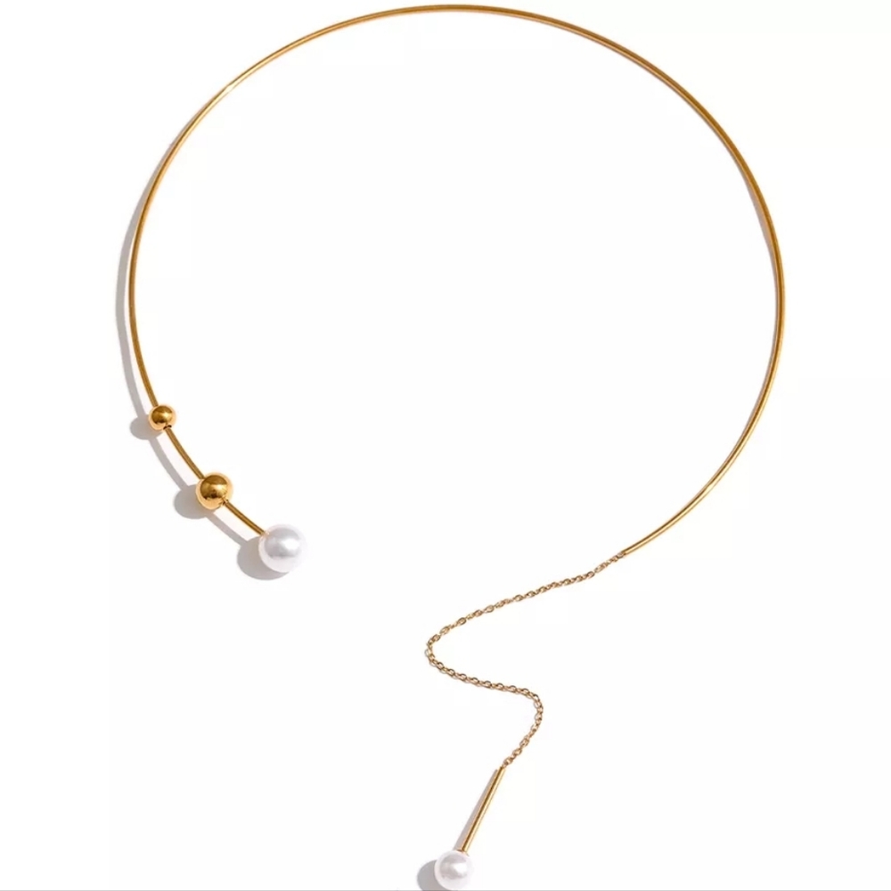 Delicate Pearl Torques Necklace